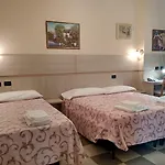 Galata Hotel Janov