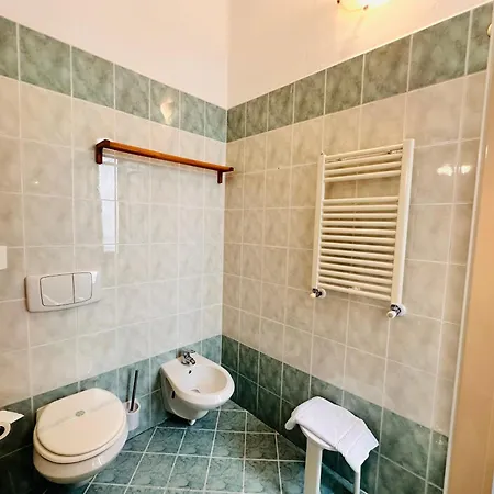 Galata Hotell Genua