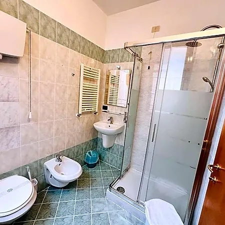 Otel Galata Cenova