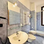 Отель Galata 3*